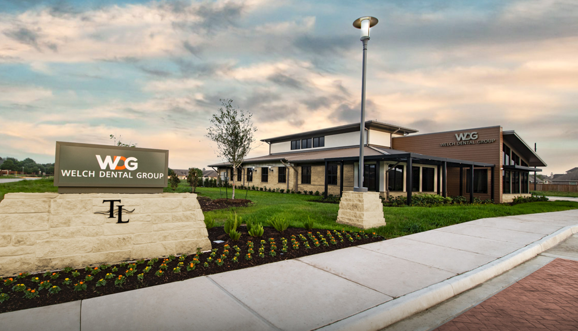 Cypress TX dental office exterior –